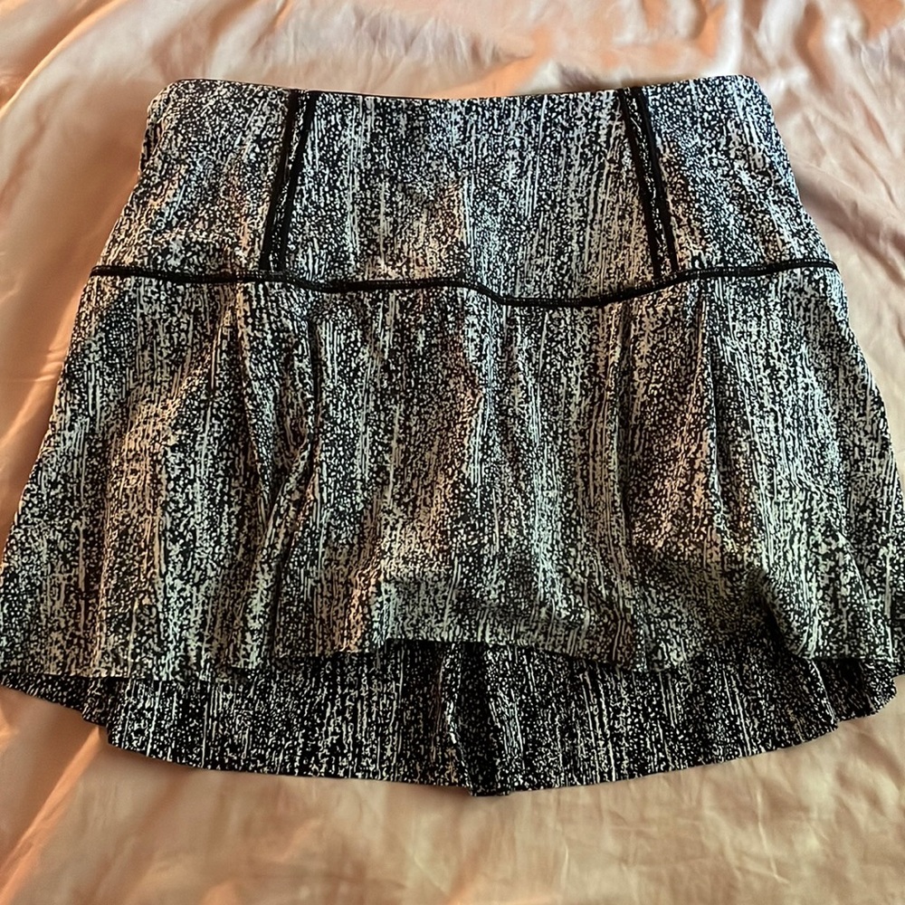 Lululemon tennis skirt